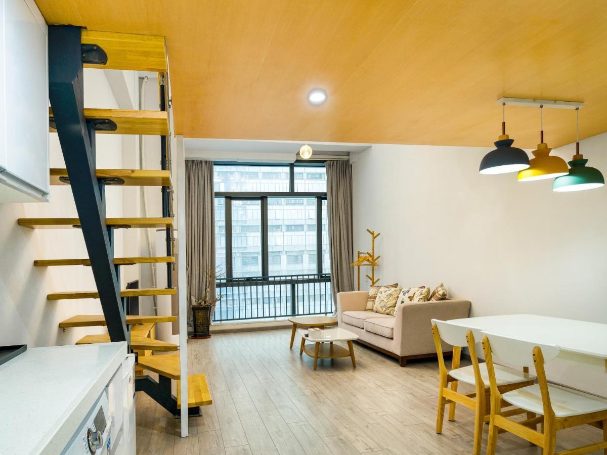 April Fair Duplex Apartment Guangzhou South Railway Station Ao Yuan Yue Shi Dai Branch Luaran gambar